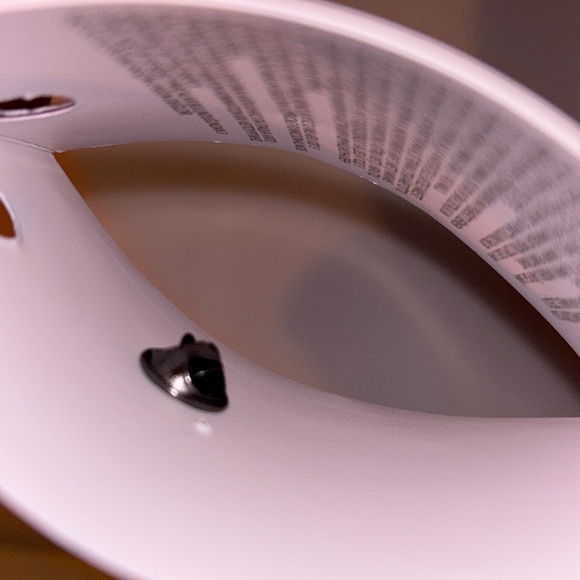 π Loungefly π Sanrio My Melody Spring Flower Window Hinge Enamel Badge Pin π - Picture 5 of 6